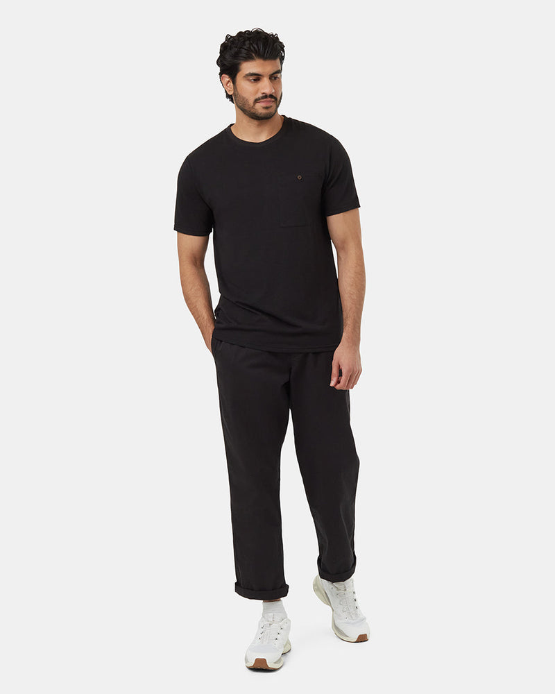 Black-Crew-Neck-Pocketed-Shortsleeve-T-Shirt