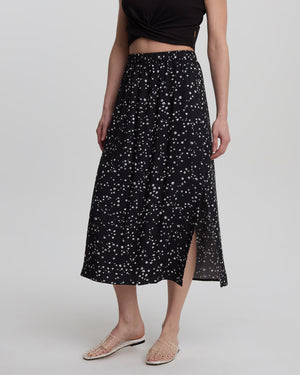 Black-EcoWoven-Crepe-Skirt *Model is 5'9", wearing size S