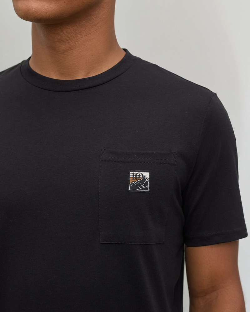 Black-Men_s-Graphic-T-Shirt