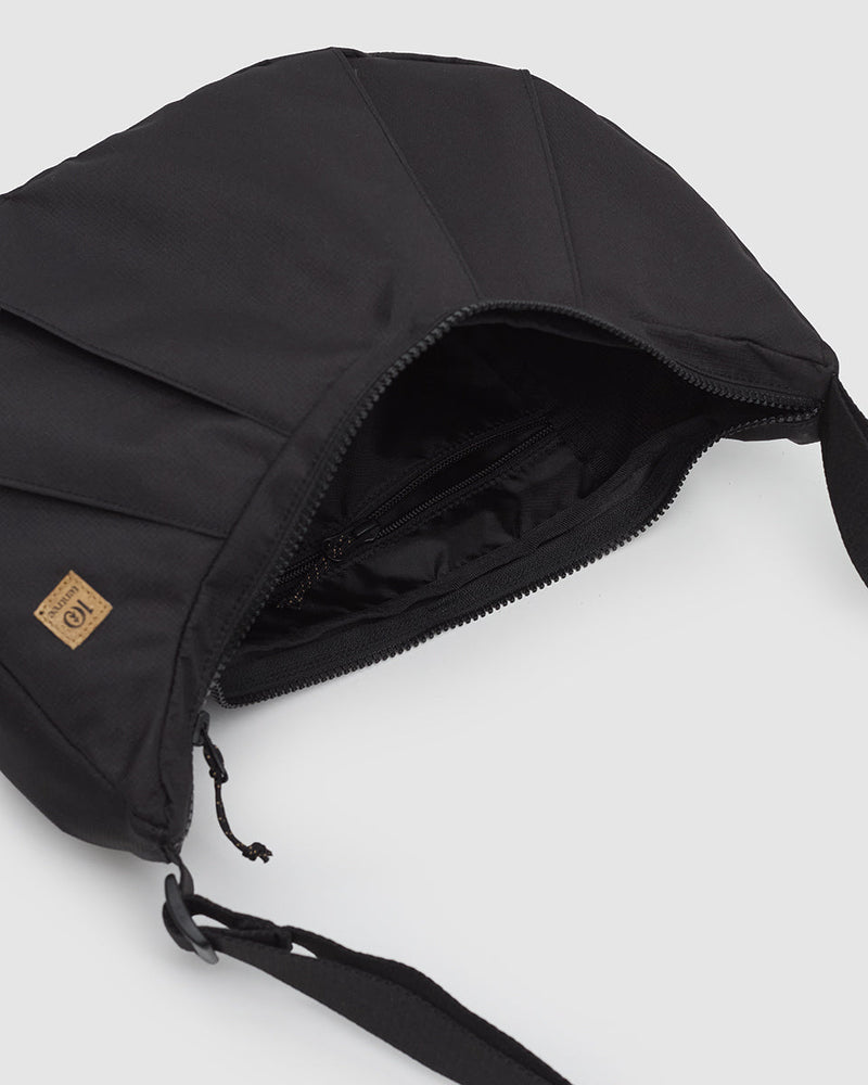 Black-Recycled-Adjustable-Cross-Body-Bag