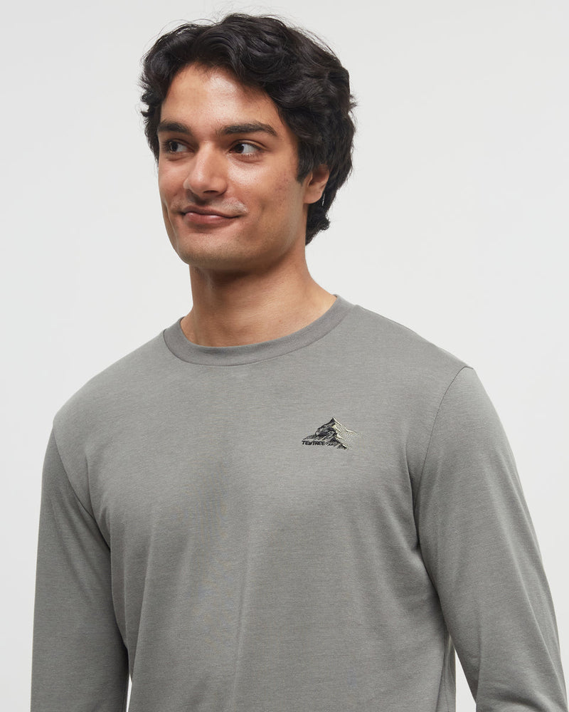Green-Crew-Neck-Graphic-Longsleeve-T-Shirt