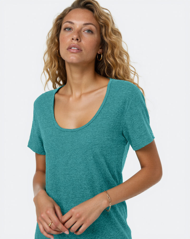 T-shirt en chanvre à encolure dégagée