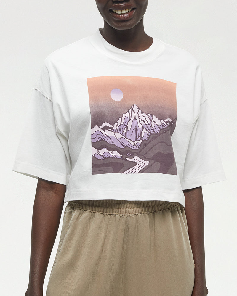 White-Oversized-Fit-Printed-Graphic-Cropped-T-shirt