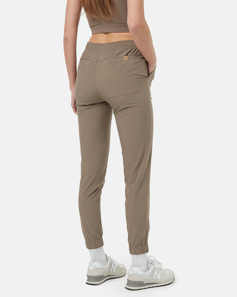 Women's Recycled Repreve Joggers